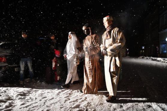 Již po desáté vedly kroky tří vznešených cizinců Broumovem