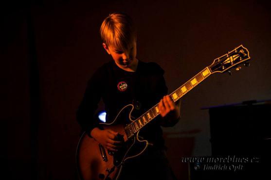 S americkým kytaristou Gary Lucasem si zahrál i broumovský Jirka Rambousek