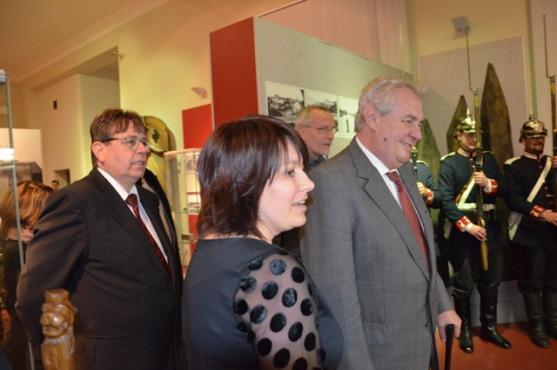 První den své návštěvy v kraji putoval prezident Miloš Zeman po Hradci Králové