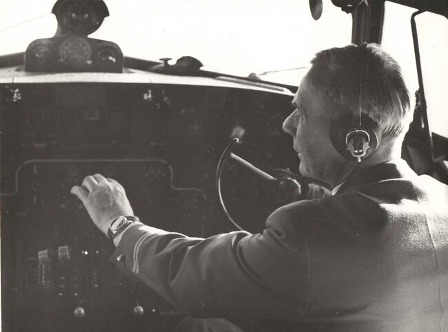 Je zázrak, že to otec přežil, říká dcera slavného letce Iveta Irvingová