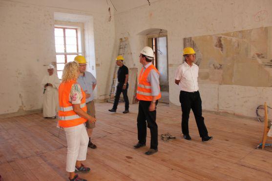 Do Broumova přiletěl opat benediktinského kláštera v německém Scheyernu