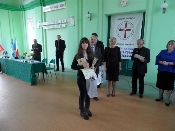 Tři broumovští gymnazisti se umístili v elitní pětici mezinárodní vědomostní soutěže