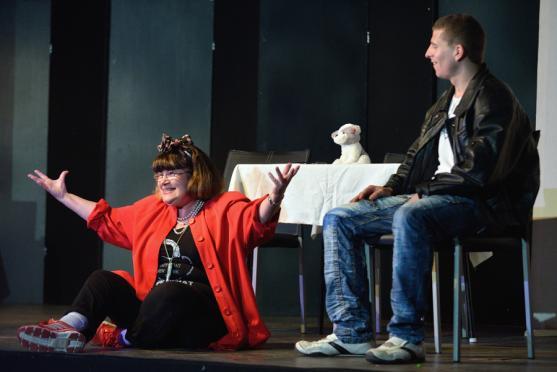 Starosta města Broumova slavnostně zahájil festival Malé letní divadlení