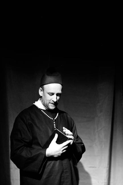 Slovenská herečka Andrea Kerestešová vystoupila v Broumově v divadelním představení Dekameron