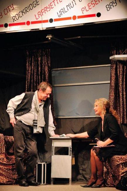 Světlana Nálepková a Oldřich Vízner na fotografiích z broumovského divadla