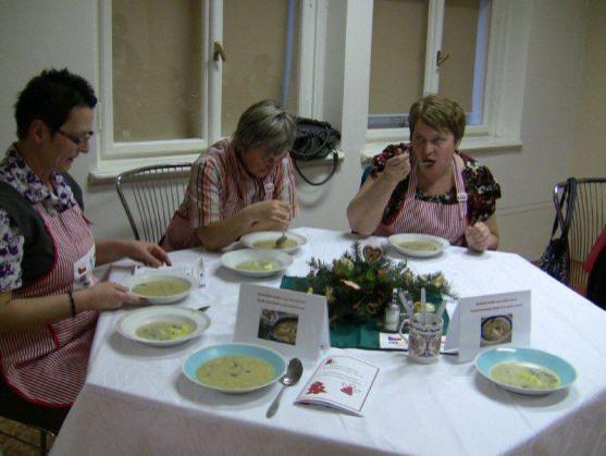 Skončil projekt Masarykovy základní školy v Broumově Znovu spolu u jednoho stolu