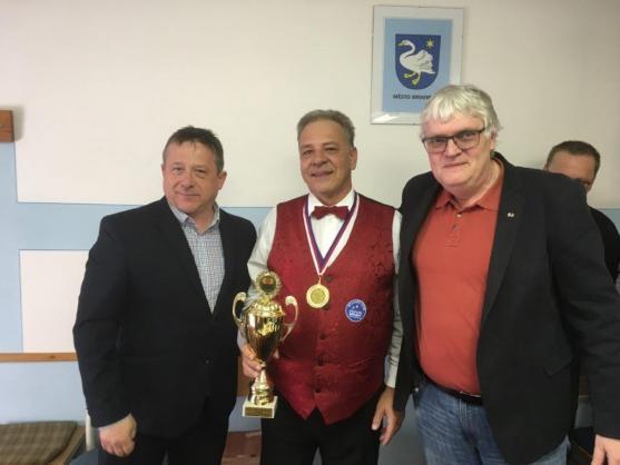 Billiard club Broumov pořádal finále Mistrovství České republiky v trojbandu na malém stole
