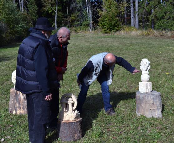Drajborna měla skvělou atmosféru. Díla výtvarníků přilákala desítky lidí 