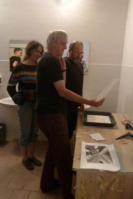 Fotografická dílna bromolejotisku byla zrušena. Je připravena nová, zaměřená na digitální fotografii