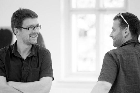 Výstava obrazů Vladimíra Vély Černá hodinka zakončuje první rok provozu Galerie Dům v Broumově 