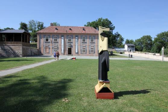 Rozhovor s Jiřím Kobrem u příležitosti výstav V koutku… v Galerii Dům a Klášterní zahrada 2019