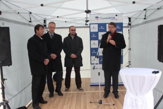 Byla slavnostně otevřena silnice v Teplicích nad Metují. Opravy krajských silnic na Broumovsku tím nekončí, ubezpečil hejtman