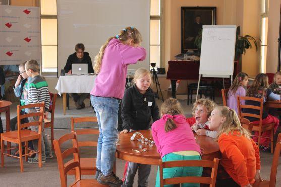 Filmaři během natáčení svačí a chodí na WC