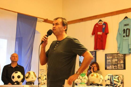 Fotbalová výstava vzbudila emoce, obdarovala mládež a třeba i motivovala