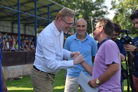 Novým trenérem fotbalistů Sparty Praha je bývalý hráč Slovanu Broumov Václav Kotal