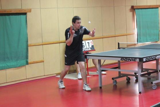Vzestup broumovského stolního tenisu. Áčko postupuje do 3. ligy, béčko do krajské soutěže