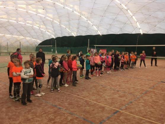 Víkend byl nabitý dětským volejbalem. Broumovské týmy na bedně!