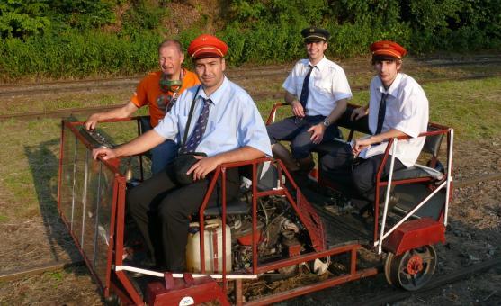 Mistrovství Polska v závodech ručních drezín jeli také Broumováci