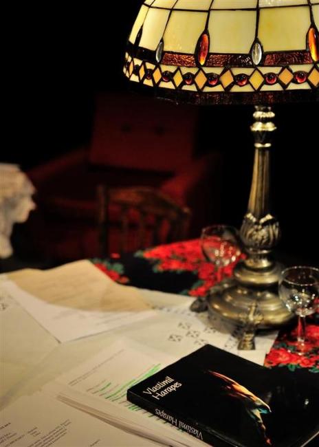 Divadlem se linul smích nejen Uršuly Klukové