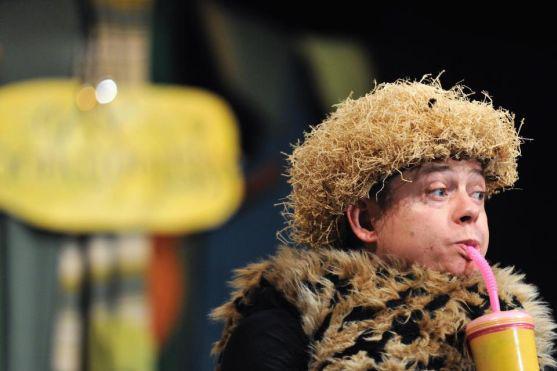 Divadelní představení včelích medvídků na fotografiích Jana Záliše