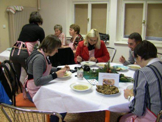 Skončil projekt Masarykovy základní školy v Broumově Znovu spolu u jednoho stolu