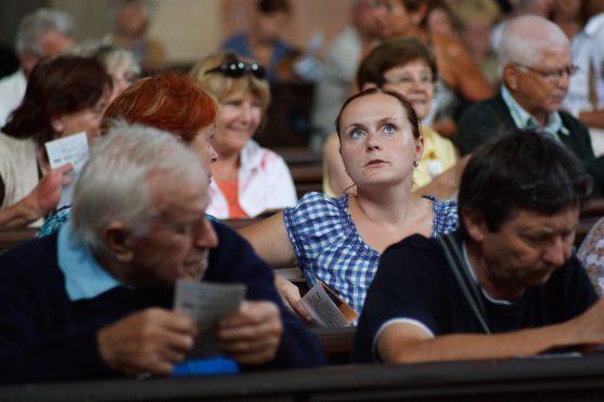 Houslistka Julie Svěcená zaplnila kostel sv. Anny ve Vižňově 