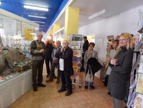 Polické Muzeum papírových modelů otevřelo výstavu z tvorby stavitele modelů 