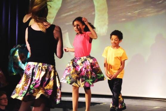 Dvakrát vyprodaný sál Informačního centra přivítal jaro v Broumově opět velkolepě 