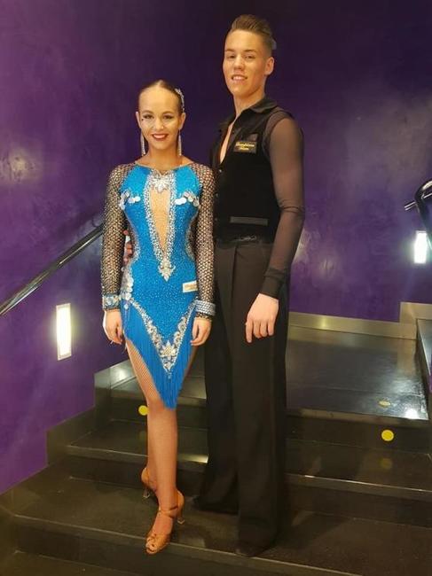 Josef Prouza a Nela Hoffmannová na Mistrovství ČR v latinskoamerických tancích družstev