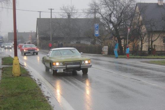 Američané do Náchoda pospíchali. Podél silnic je vítaly davy lidí