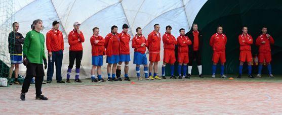Tým starostů po penaltovém rozstřelu své loňské vítězství v teplickém turnaji neobhájil