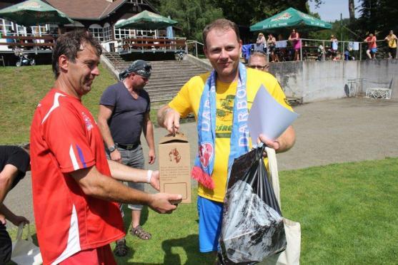 Fotbalový turnaj starých gard O pohár Teplických skal vyhrál podruhé Broumov