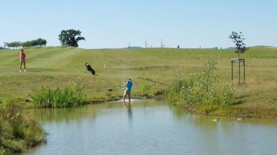 Knedlíky, otevřené dveře a spousta golfu uzavřely srpnové dění na Grosshofu