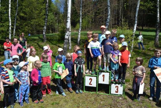 Na závodech v orientačním běhu na Janovičkách startovalo více než šest set závodníků