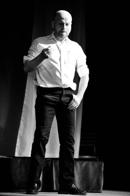 Slovenská herečka Andrea Kerestešová vystoupila v Broumově v divadelním představení Dekameron