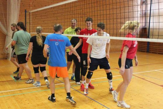 Volejbalovou dvanáctihodinovku ovládly polské týmy