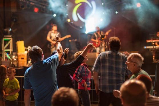 Broumovská pouť objektivem Járy Wintera 