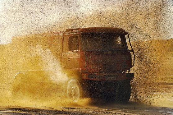 Závodní Tatra z jetřichovského Svoboda Tatra Teamu vyjela 3. místo na MT Rally Drawsko Pomorskie