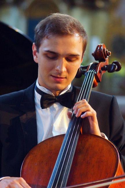 Violoncellistu Petra Špačka a klavíristu Miroslava Sekeru si poslechlo 280 lidí 