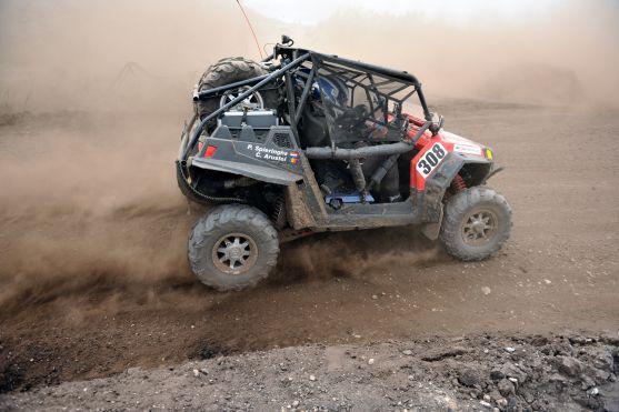 Posádka závodní Tatry z jetřichovského Svoboda Tatra Teamu byla 3. na populární evropské rallye BAJA 300 Mitteldeutschland 2012