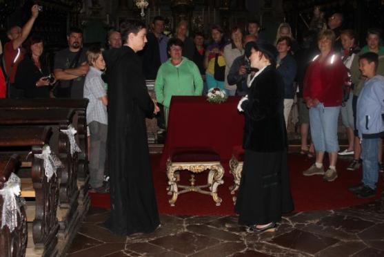 Během prohlídky broumovského kláštera návštěvníci uvidí historické filmové záznamy. Ukázku zveřejňujeme