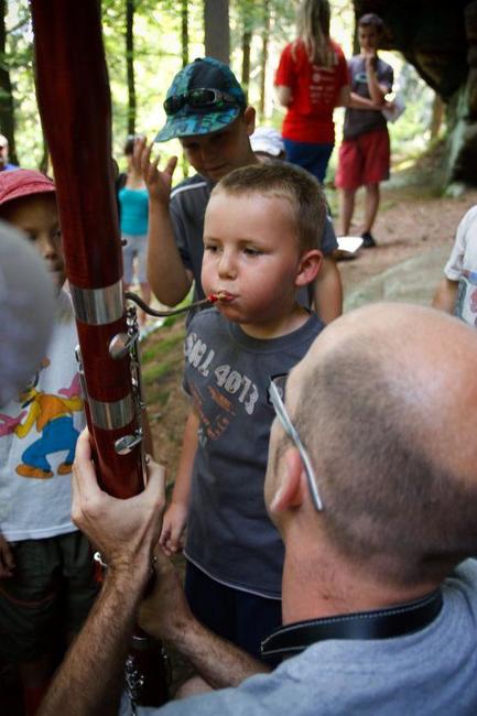 Dechový soubor Lignum Quintet vedl hudební dílnu a potom koncertoval ve Zdoňově 