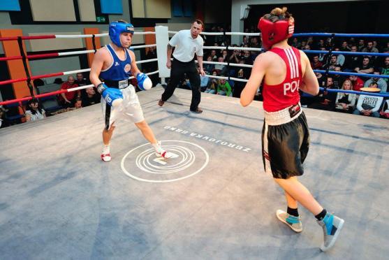 Absolvent broumovského gymnázia Jaroslav Kejzlar natáčí film Stíny Kraje