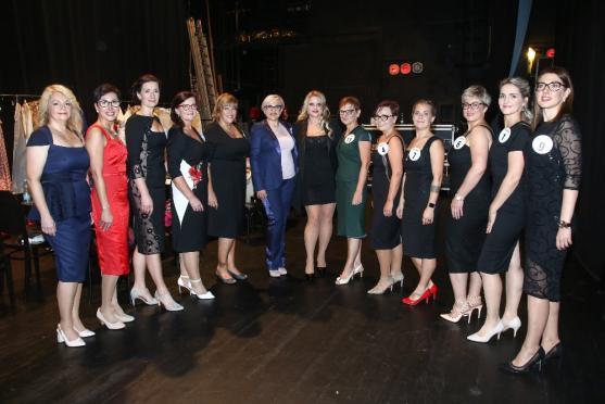 Hold Karlu Gottovi vzdaly také finalistky soutěže Batist Nej sestřička