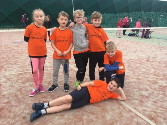Víkend byl nabitý dětským volejbalem. Broumovské týmy na bedně!