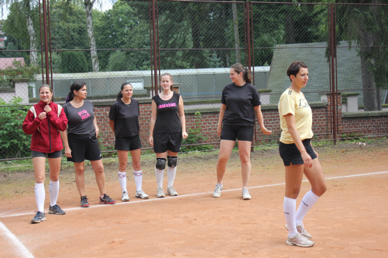 Mezinárodní volejbalový Memoriál Slávky Streubelové vyhrály hráčky z Nového Města nad Metují