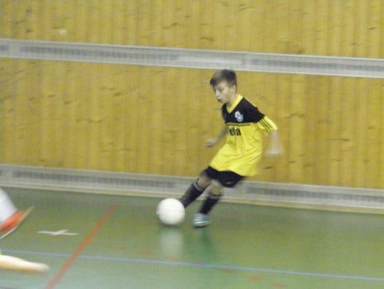 Mladší žáci Slovanu Broumov zvítězili na fotbalovém halovém turnaji v Hořicích