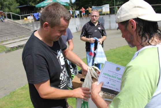 Fotbalový turnaj starých gard O pohár Teplických skal vyhrál podruhé Broumov