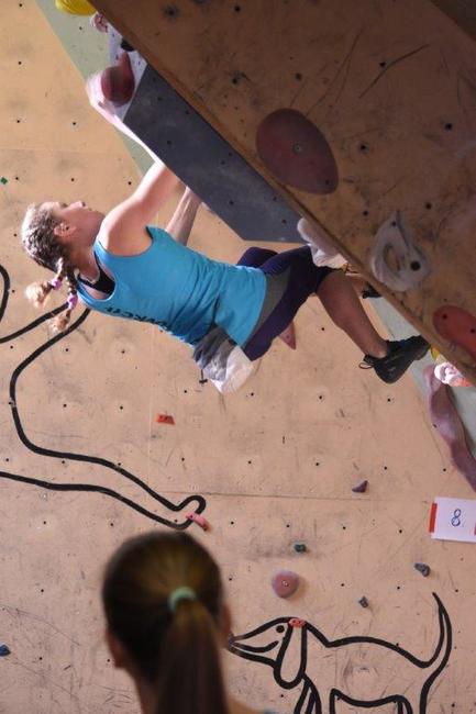 Hronovské Domino v březnu? Horolezecké závody a unikátní turnaj