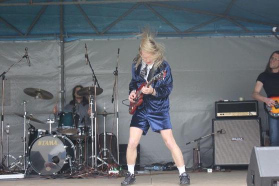 V Teplicích nad Metují přivítali jaro a opět otevřeli hotel Střelnice